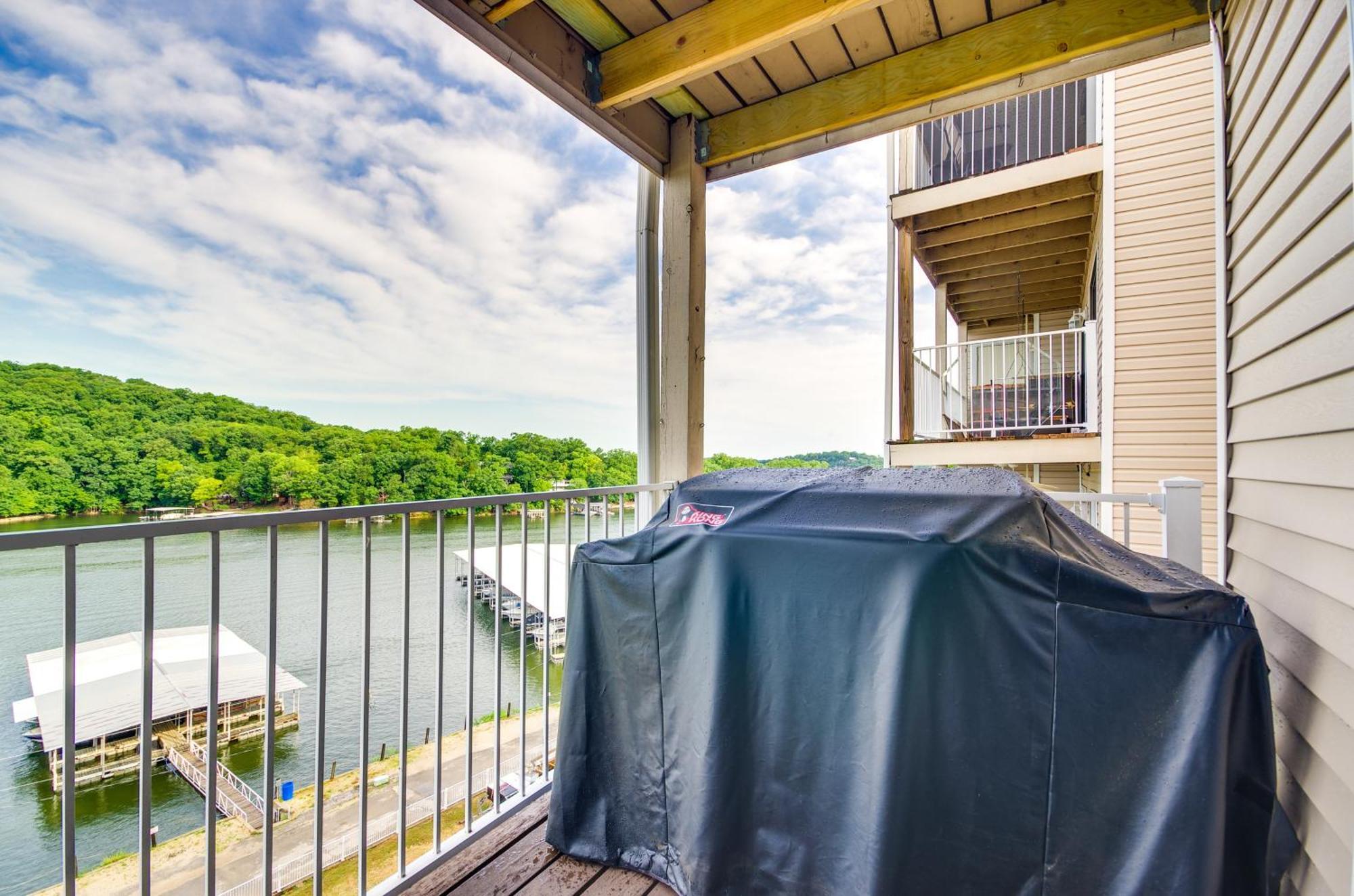 Cozy Lake Ozark Condo Rental With Grill, Pool Access Exterior foto