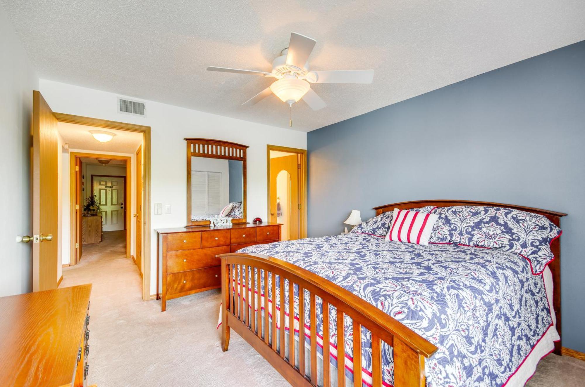 Cozy Lake Ozark Condo Rental With Grill, Pool Access Exterior foto