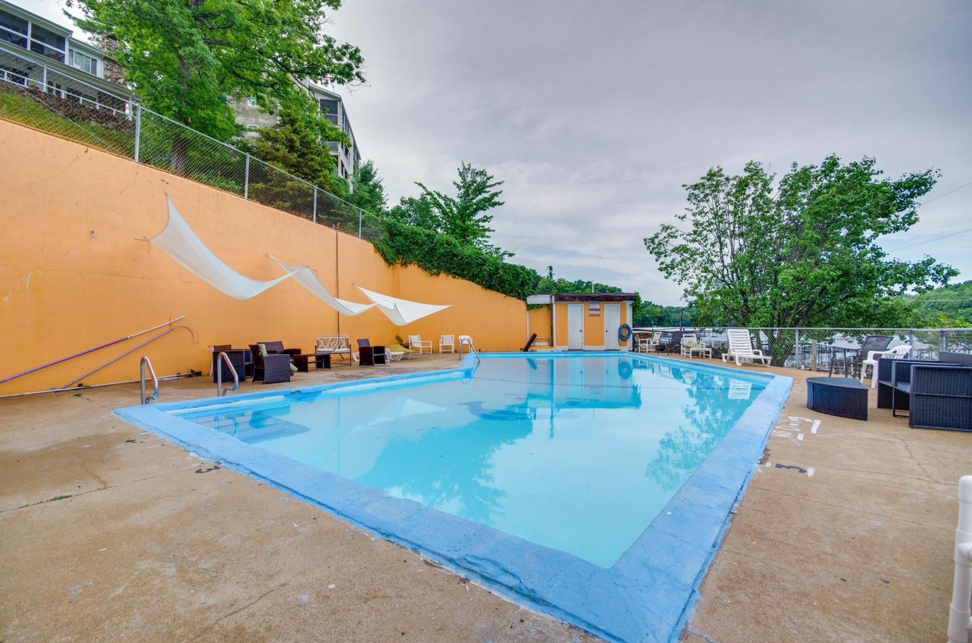 Cozy Lake Ozark Condo Rental With Grill, Pool Access Exterior foto