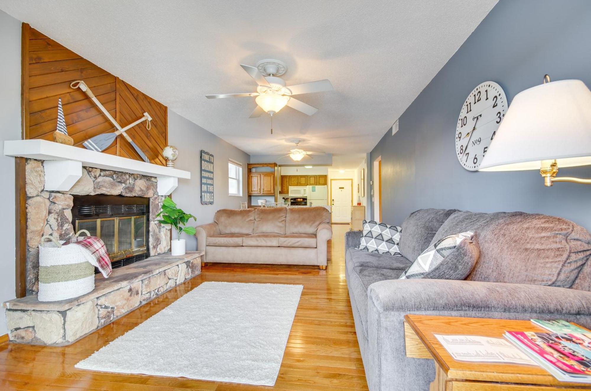 Cozy Lake Ozark Condo Rental With Grill, Pool Access Exterior foto
